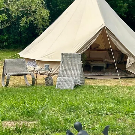 Chambre Au Jardin Tente De Charme Eguzon-Chantome Extérieur photo