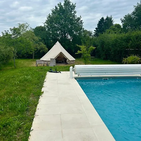 Chambre Au Jardin Tente De Charme Eguzon-Chantome Extérieur photo