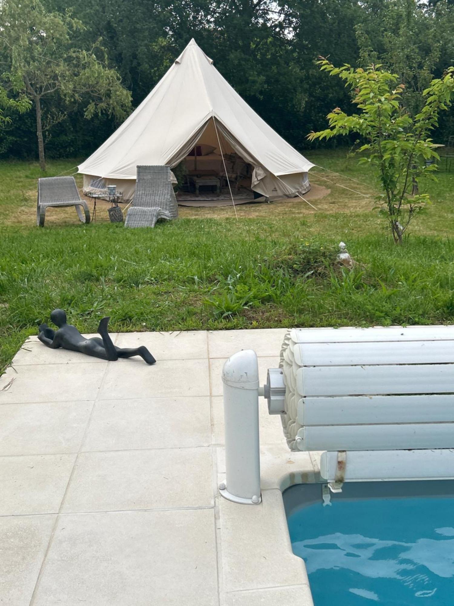 Au Jardin Tente De Charme Eguzon-Chantome