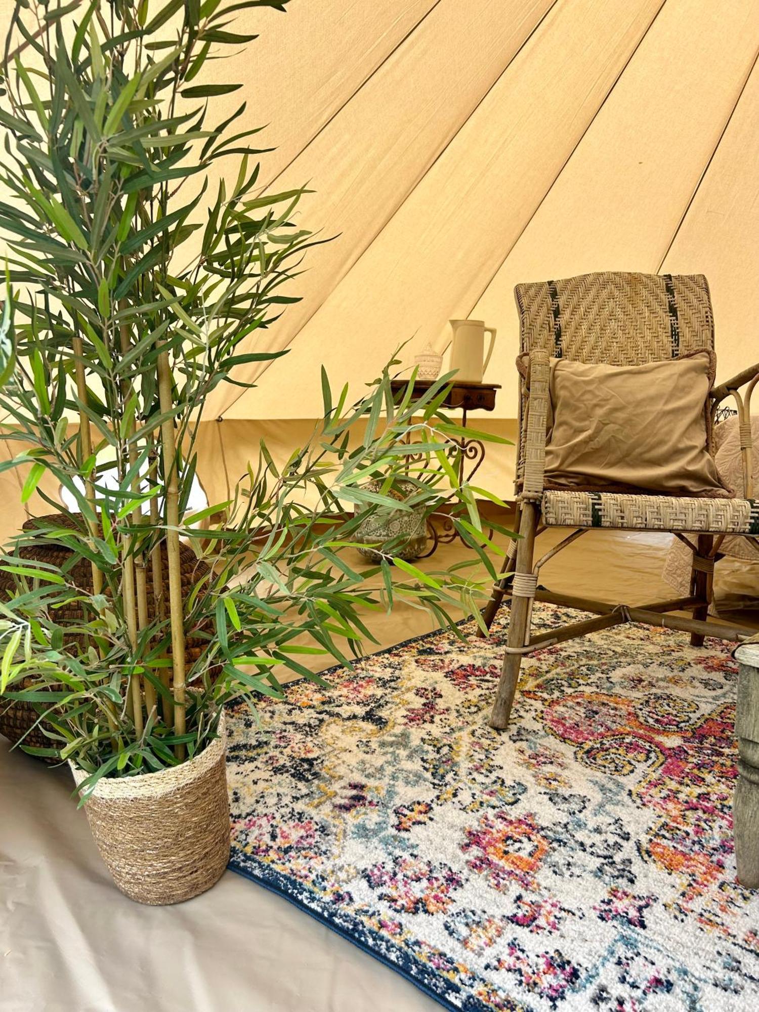 Luxuszelt Au Jardin Tente De Charme Eguzon-Chantome
